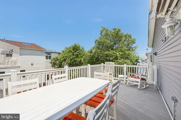 103 W JEANETTE AVE, Long Beach, NJ 08008