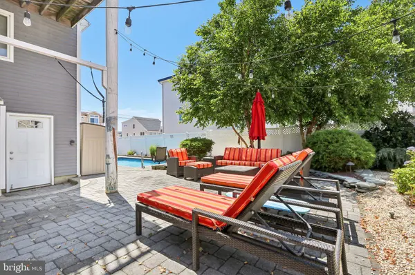 103 W JEANETTE AVE, Long Beach, NJ 08008