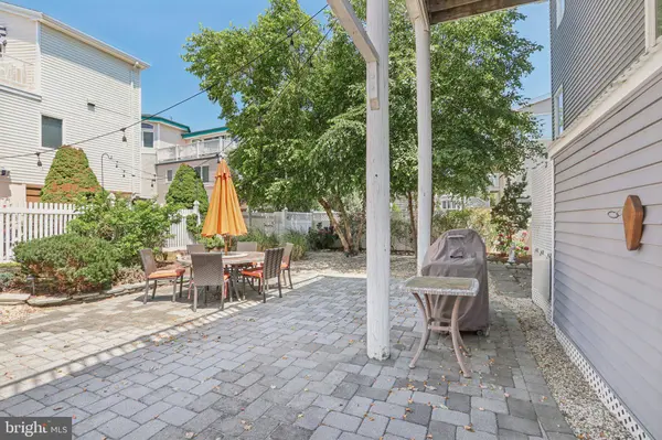 103 W JEANETTE AVE, Long Beach, NJ 08008