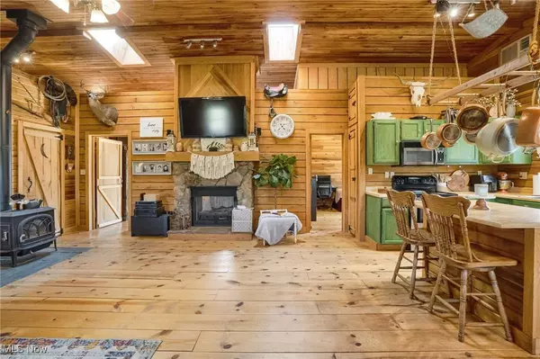 5100 Pinto RD SE, Carrollton, OH 44615