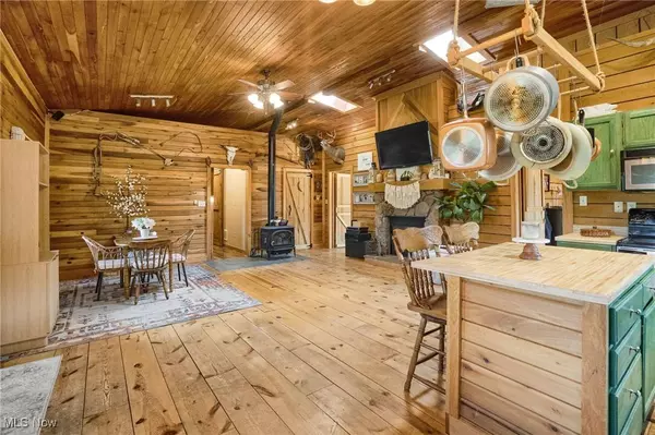 5100 Pinto RD SE, Carrollton, OH 44615