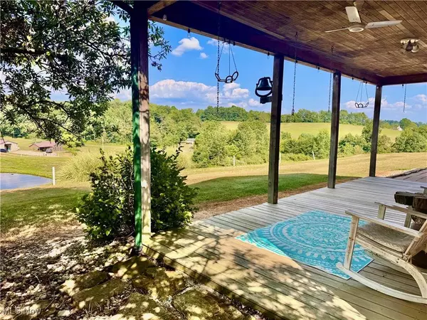 5100 Pinto RD SE, Carrollton, OH 44615