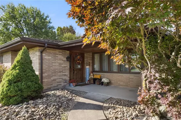 567 Sealock AVE, Steubenville, OH 43952