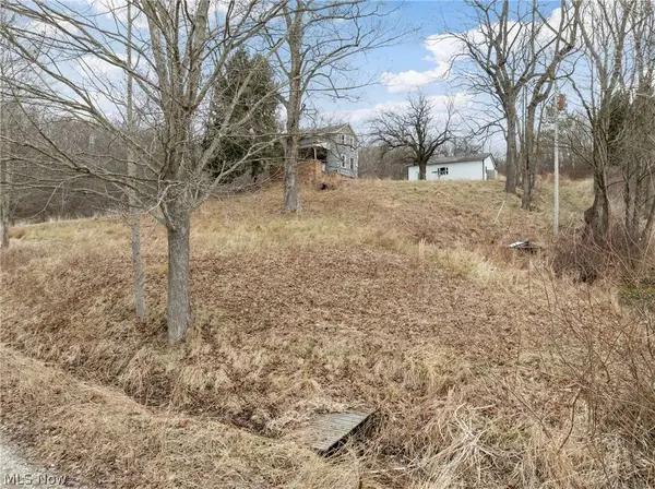 10801 Mardis RD, Kensington, OH 44427