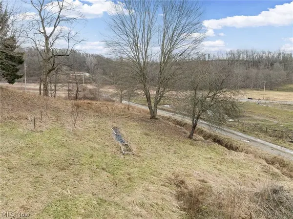 10801 Mardis RD, Kensington, OH 44427