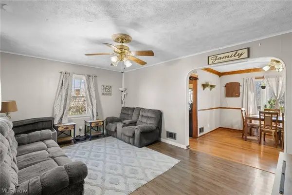 832 Buena Vista BLVD, Steubenville, OH 43952