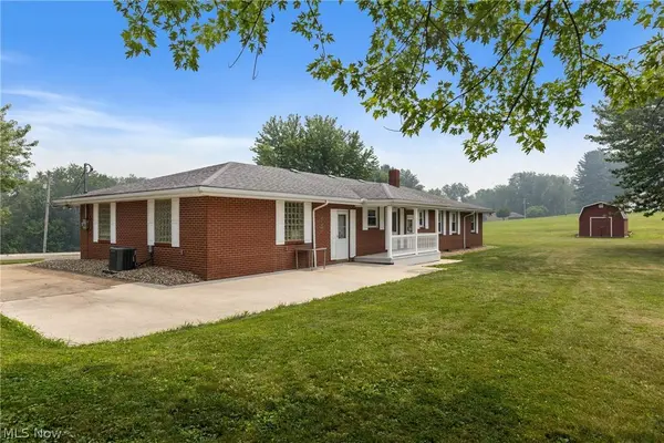 608 South ST, Hopedale, OH 43976