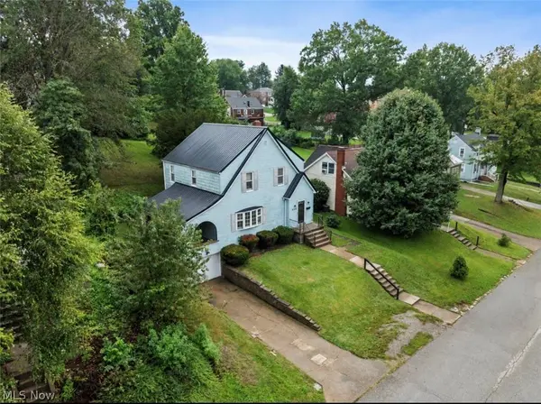 112 Opal BLVD