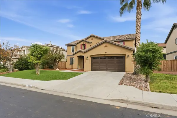 19830 Silverwood Dr, Lake Elsinore, CA 92530-0443