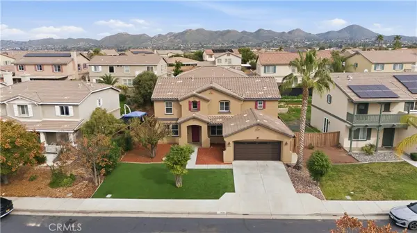 19830 Silverwood Dr, Lake Elsinore, CA 92530-0443