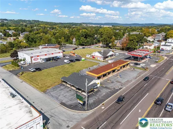 124 S 3rd ST, Coopersburg Boro, PA 18036