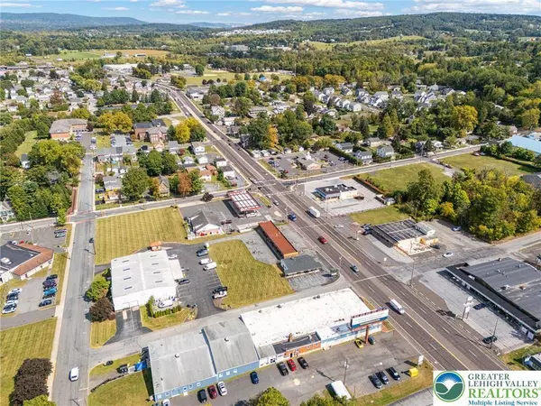 124 S 3rd ST, Coopersburg Boro, PA 18036