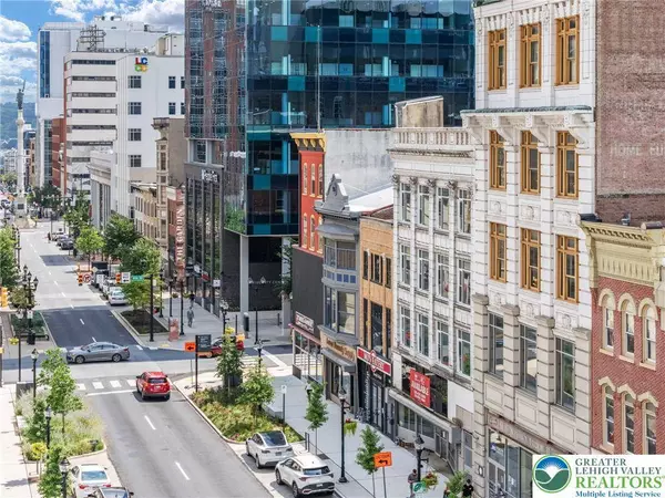 812 W Hamilton ST, Allentown City, PA 18101