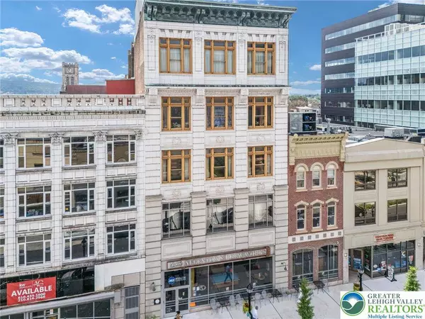 812 W Hamilton ST, Allentown City, PA 18101