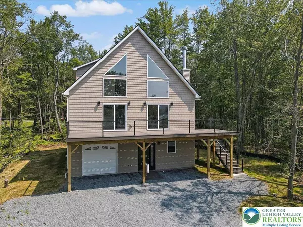 7733 Lake Shore DR, Tobyhanna Twp, PA 18347