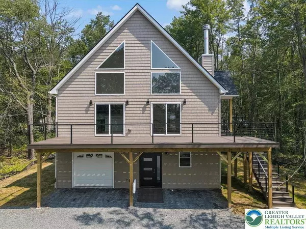 7733 Lake Shore DR, Tobyhanna Twp, PA 18347