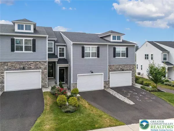 7522 Clayton AVE, Upper Saucon Twp, PA 18036