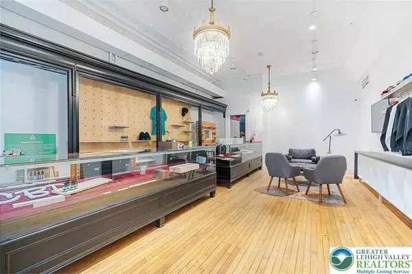 911 Hamilton ST, Allentown City, PA 18101