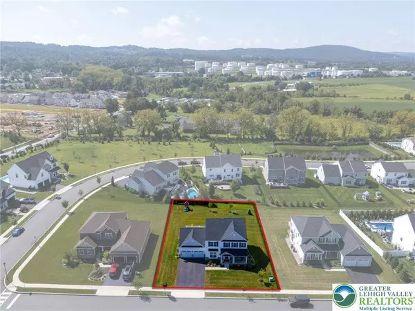 4476 Stonebridge DR, Macungie Boro, PA 18062