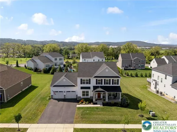 4476 Stonebridge DR, Macungie Boro, PA 18062