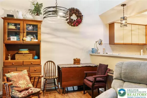 2850 Greenleaf CT, Bethlehem City, PA 18017