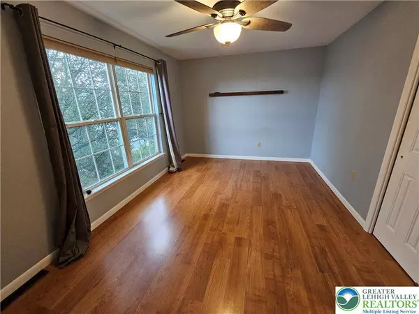 656 Furnace ST, Emmaus Boro, PA 18049