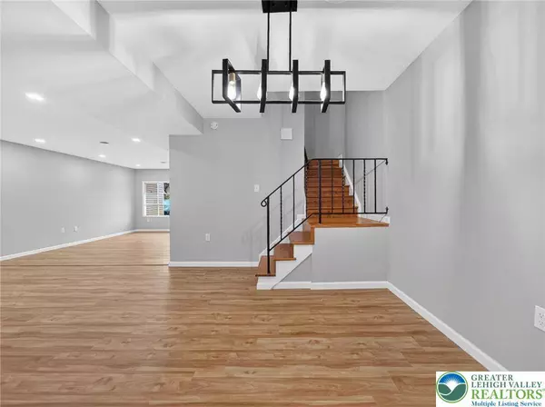 328 41st ST, South Whitehall Twp, PA 18104