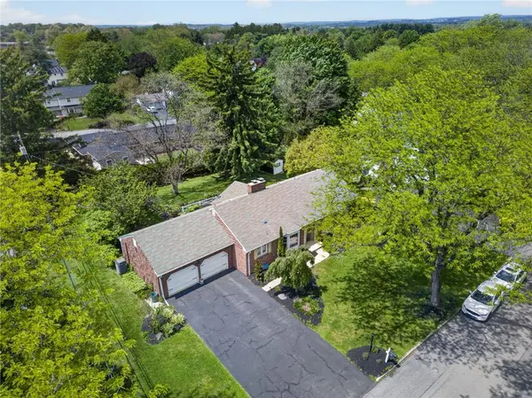 1148 Clearwood DR, Allentown City, PA 18103