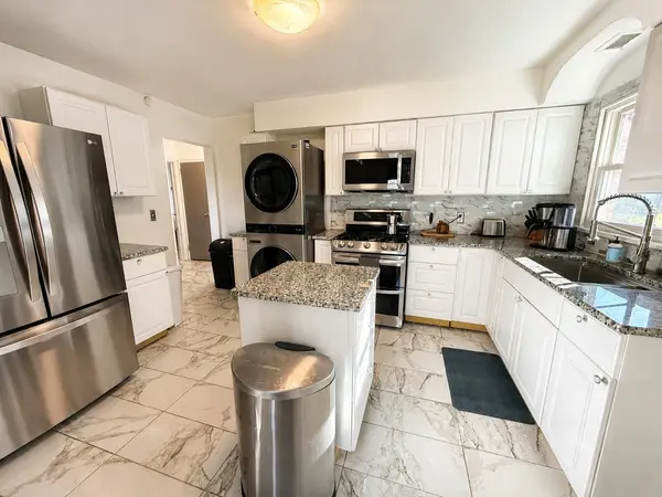 165 Oak Grove Ave, Hasbrouck Heights, NJ 07604-1218
