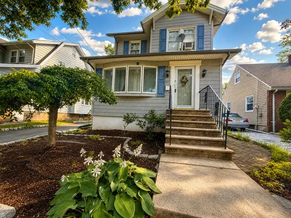 88 Union Pl, Ridgefield Park, NJ 07660-1232