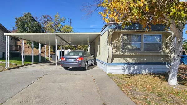 63 Galaxy Lane, Richland, WA 99354