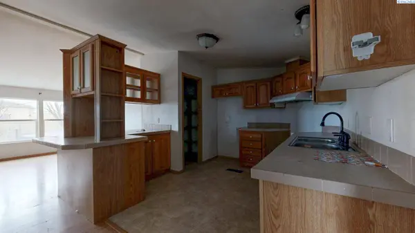 4331 Hendricks Road, Connell, WA 99326