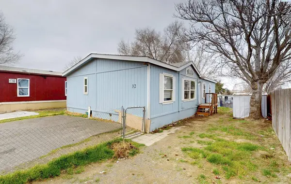 2906 W 7th Avenue #32, Kennewick, WA 99336