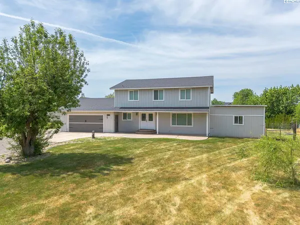 6404 S Bermuda Road, Kennewick, WA 99338