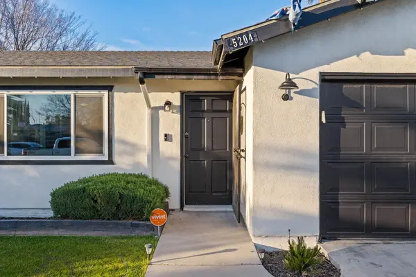 5204 Appletree Ln, Bakersfield, CA 93309-5717