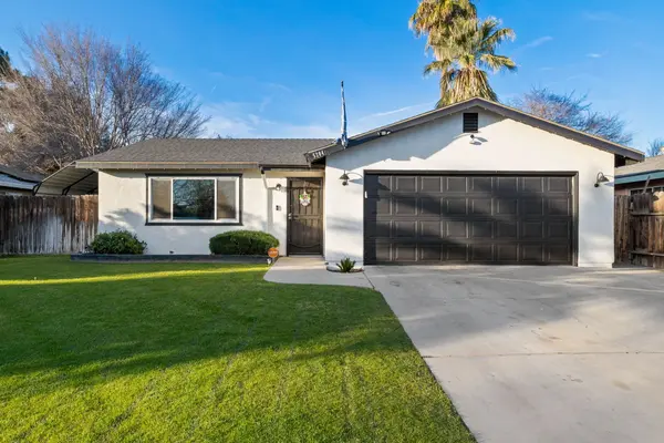 5204 Appletree Ln, Bakersfield, CA 93309-5717