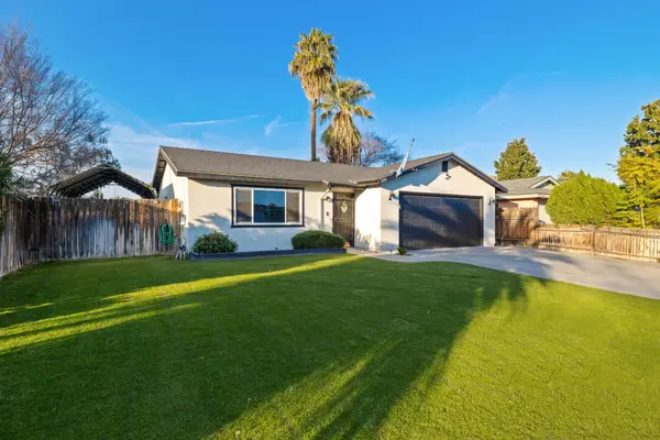 5204 Appletree Ln, Bakersfield, CA 93309-5717