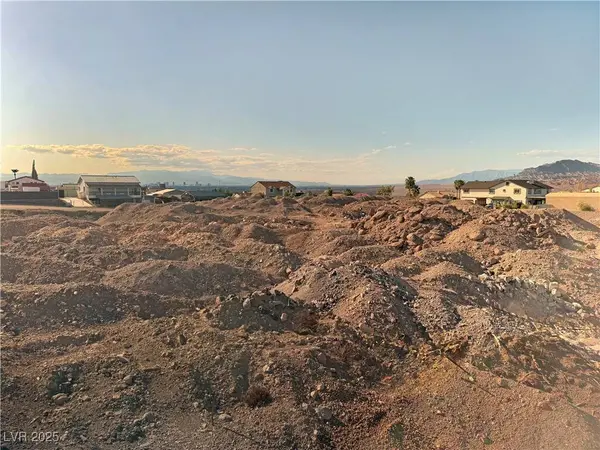 N North Milan, Henderson, NV 89015