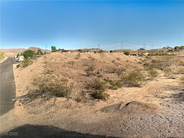 N North Milan, Henderson, NV 89015