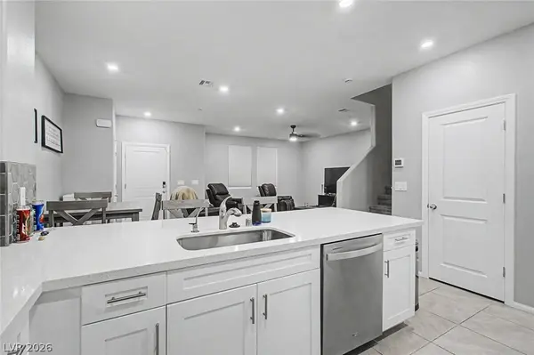 6740 Nimbus AVE, Las Vegas, NV 89130