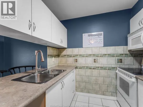 1390 LAUZON RD #120, Windsor, ON N8S3N1