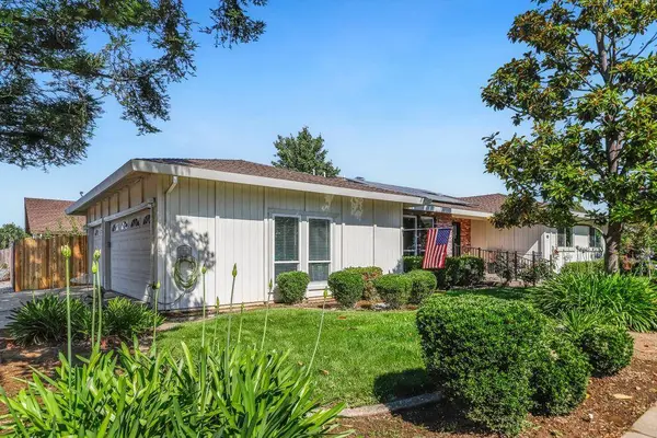 1660 Stabler LN, Yuba City, CA 95993