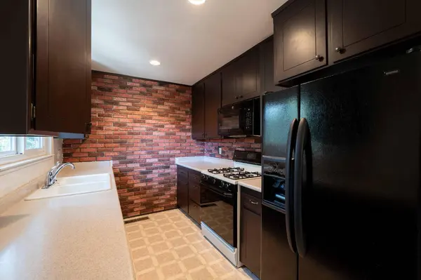 170 Ginger DR, Auburn, CA 95603