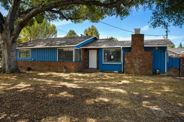585 El Portal AVE
