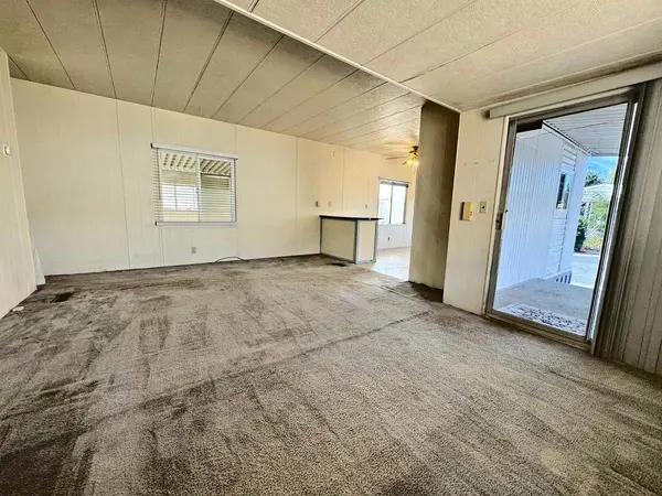 5760 Clearwater, Sacramento, CA 95841