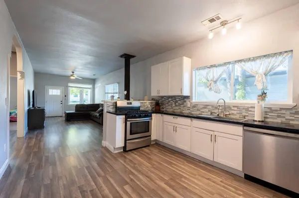 344 B ST, Yuba City, CA 95991