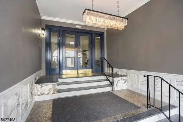204 Church St #2B, Boonton Town, NJ 07005