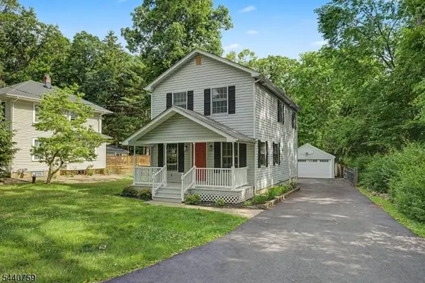 8 Oak Rd, Boonton Twp., NJ 07005