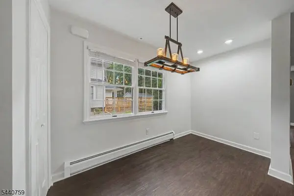 8 Oak Rd, Boonton Twp., NJ 07005