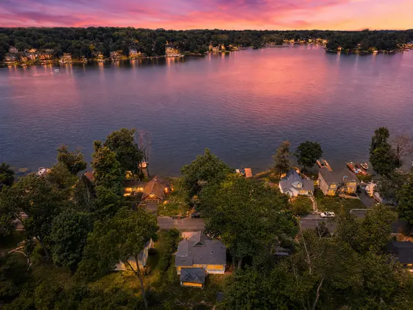 49 Birch Pkwy, Sparta, NJ 07871-1225